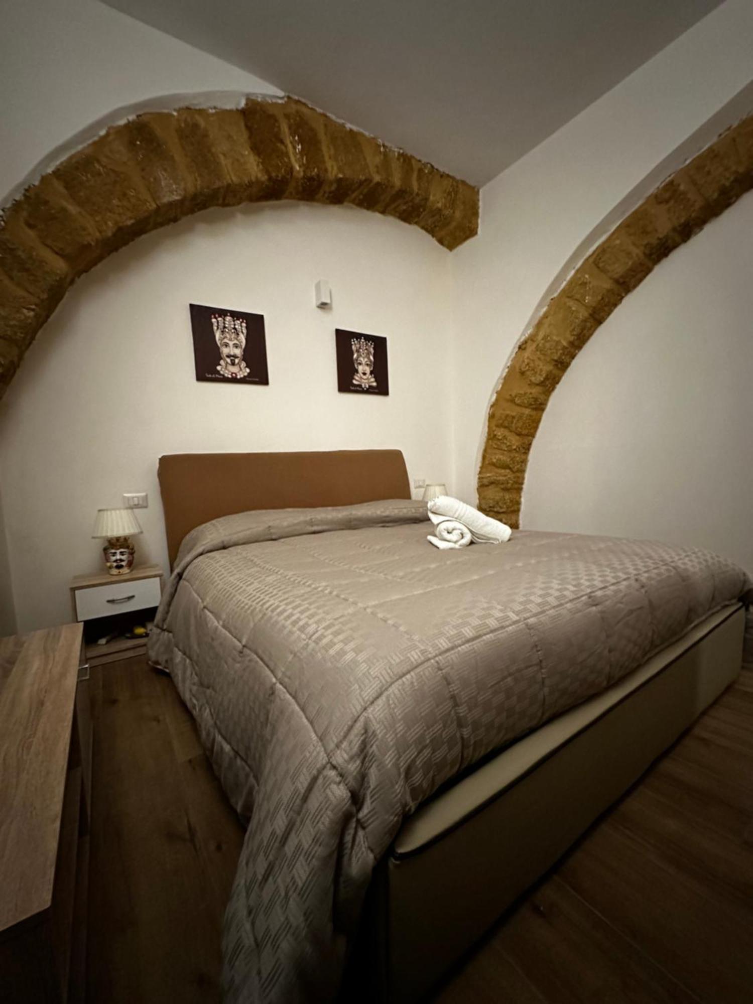 O Munti Rooms Agrigente Extérieur photo