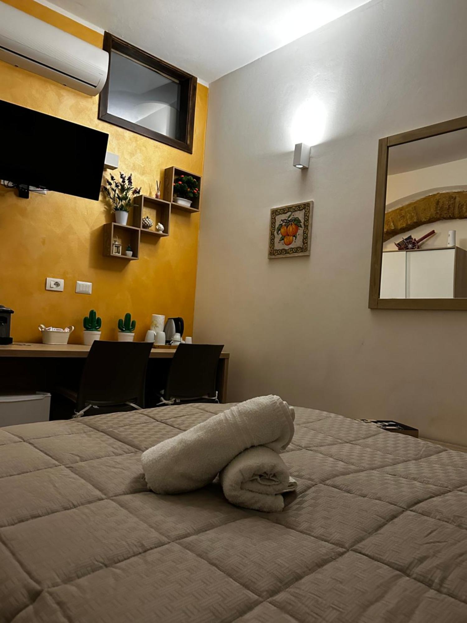 O Munti Rooms Agrigente Extérieur photo